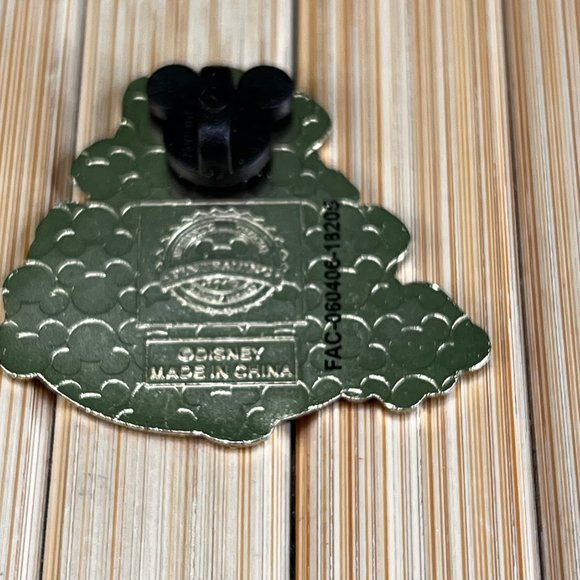 Disney Parks Princess Aurora Sleeping Beauty Glitter Castle Pin - Picture 2 of 5